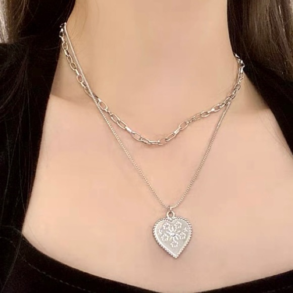 ❣️$25/3❣️ Sliver Plated Heart Pendant Double Chains Necklace - Picture 7 of 14